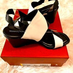 Donald/Pliner Levie Baby Calf Sandle